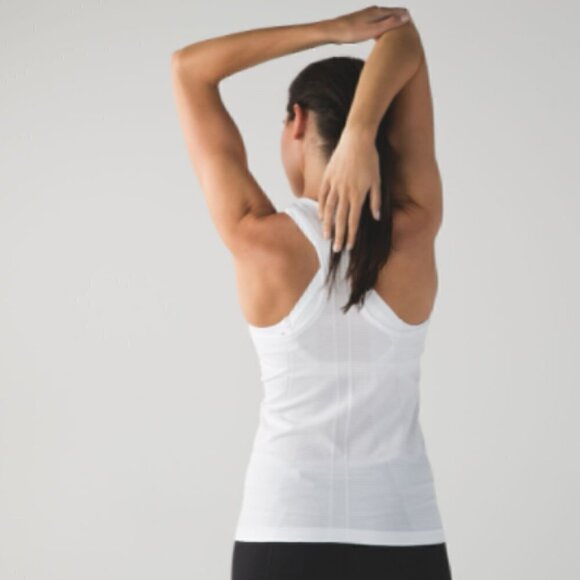 Lululemon Run Swiftly Racerback Tank White 6 NWOT - Picture 2 of 11